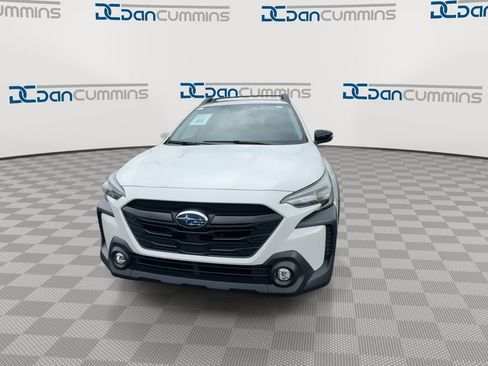 Used 2024 Subaru Outback Onyx Edition image 3