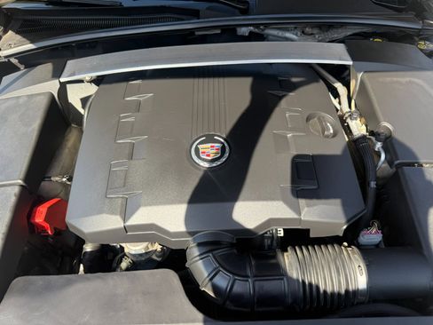 Used 2011 Cadillac CTS Luxury image 19