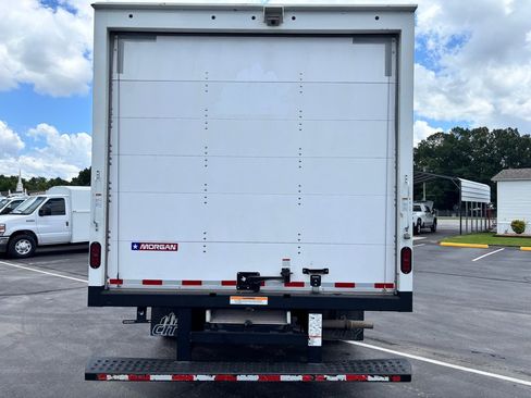 Used 2024 Ford E-350 and Econoline 350 Super Duty w/ Driver's Safety Package RWD image 4