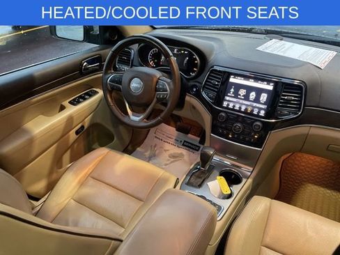 Used 2020 Jeep Grand Cherokee Overland image 3
