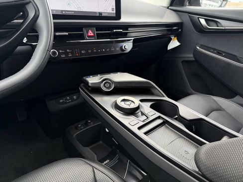 New 2025 Kia EV6 Wind RWD image 20