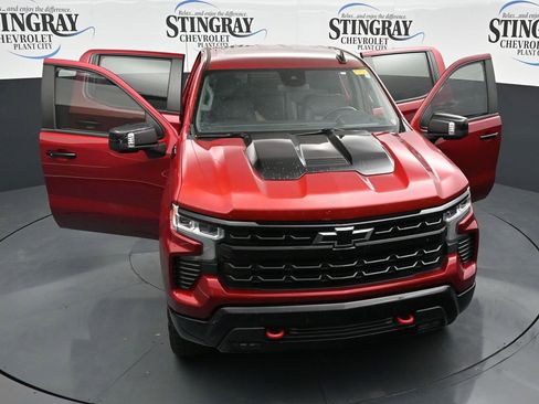 Used 2023 Chevrolet Silverado 1500 LT Trail Boss w/ LT Trail Boss Premium Package AWD/4WD image 34