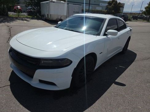 Used 2017 Dodge Charger R/T RWD image 8
