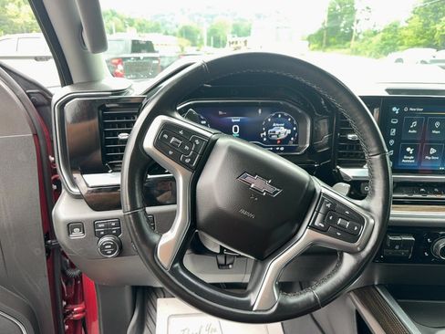 Used 2023 Chevrolet Silverado 1500 LT Trail Boss w/ Convenience Package II AWD/4WD image 13
