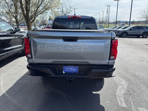 Used 2023 Chevrolet Colorado Z71 w/ Z71 Convenience Package 2 image 5