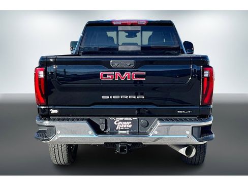 New 2025 GMC Sierra 2500 SLT w/ SLT Convenience Package image 4