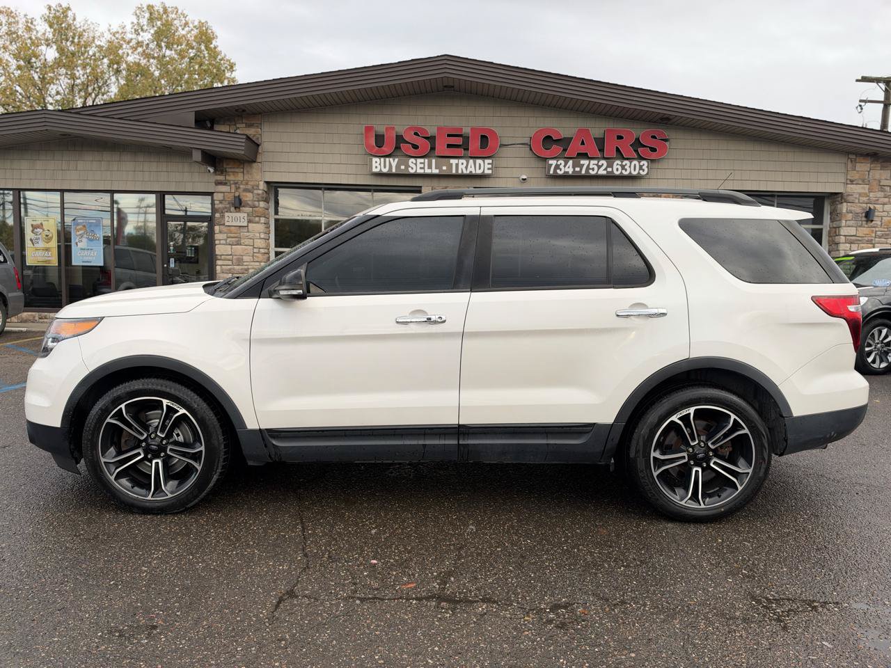 Used 2014 Ford Explorer Sport AWD/4WD image 2