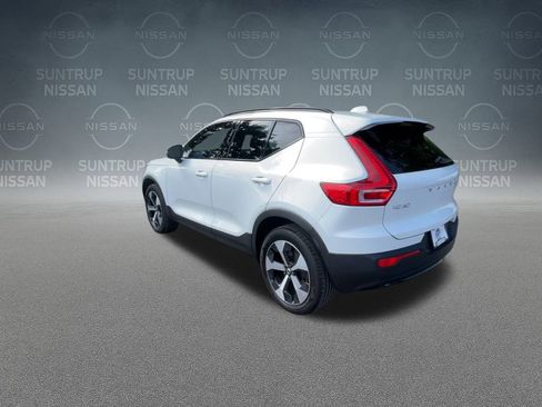 Used 2023 Volvo XC40 B5 Plus w/ Protection Package Premier image 68