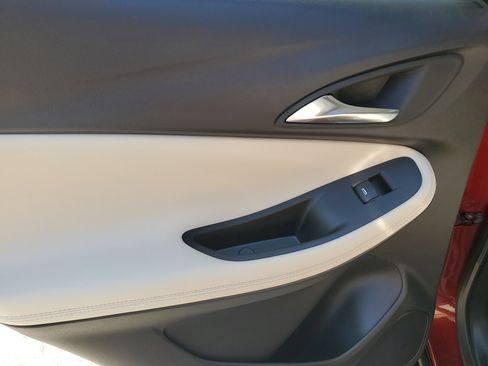 Used 2025 Buick Encore GX Sport Touring w/ Advanced Technology Package image 12