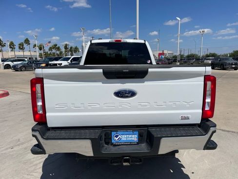 Used 2025 Ford F250 XLT AWD/4WD image 4