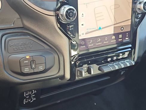 New 2026 RAM 2500 Tradesman AWD/4WD image 25