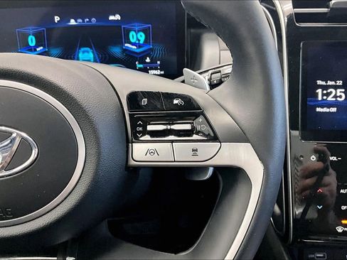 Certified 2023 Hyundai Tucson Limited w/ Cargo Package image 21