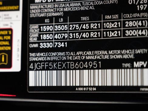 Certified 2026 Mercedes-Benz GLS 450 4MATIC image 42