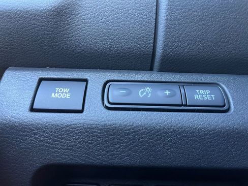 New 2026 Nissan Frontier PRO-4X w/ Tow Package image 12