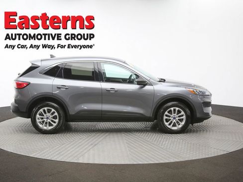 Used 2022 Ford Escape SE w/ Cold Weather Package image 41