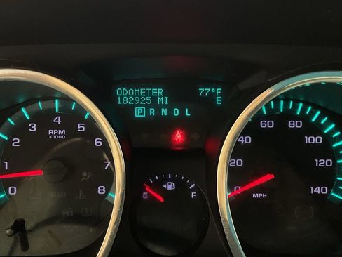 Used 2012 Chevrolet Traverse LT FWD image 35