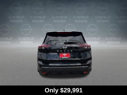 Used 2025 Nissan Rogue SV