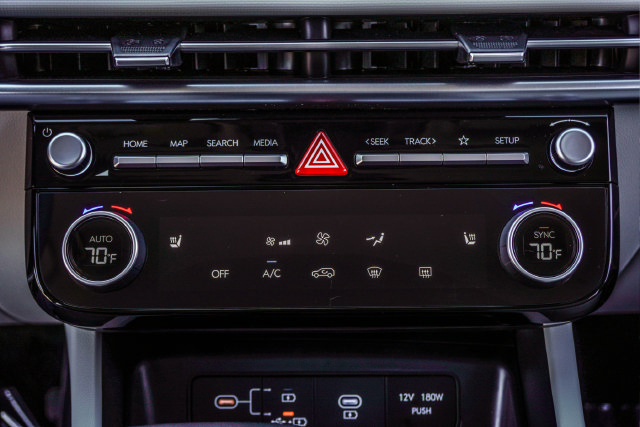 New 2026 Hyundai Tucson SEL Plus w/ Tow & Go Package FWD image 24