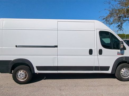 Used 2021 RAM ProMaster 2500 image 4
