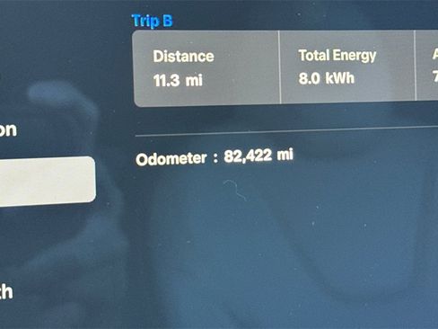 Used 2023 Tesla Model X image 24