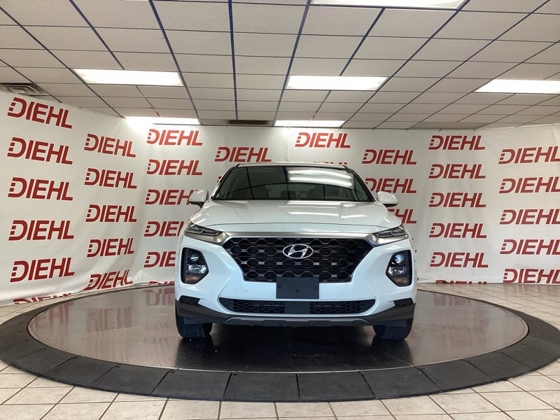 Used 2019 Hyundai Santa Fe SE FWD image 2