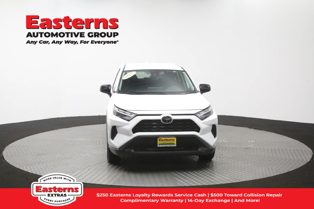 Used 2023 Toyota RAV4 LE AWD/4WD image 52