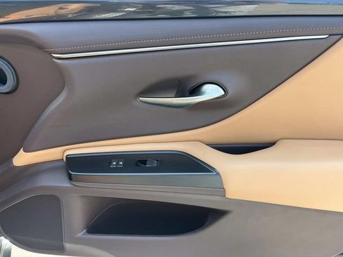 Used 2019 Lexus ES 350 w/ Accessory Package 2 FWD image 25