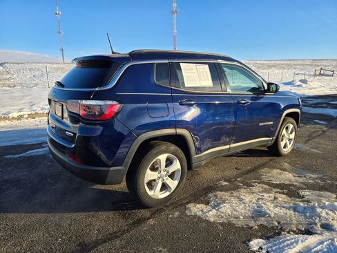 Used 2019 Jeep Compass Latitude w/ Popular Equipment Group image 3