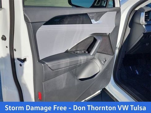 New 2026 Volkswagen Tiguan SE AWD/4WD image 10