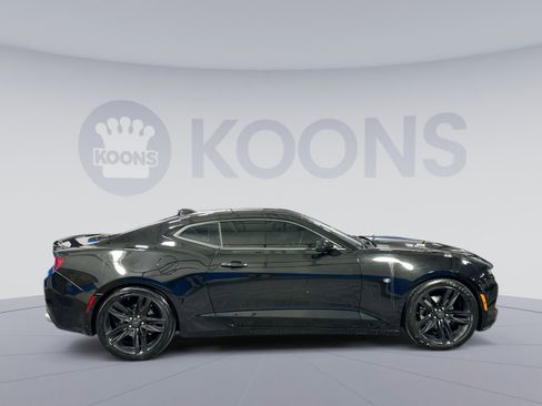 Used 2017 Chevrolet Camaro LT image 8