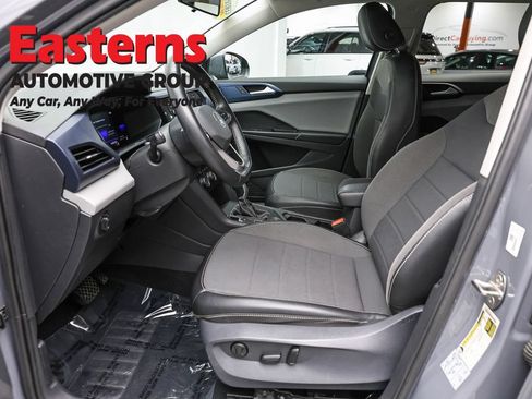 Used 2022 Volkswagen Taos SE AWD/4WD image 13