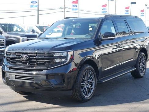 New 2026 Ford Expedition Max Platinum w/ Stealth Appearance Package image 10