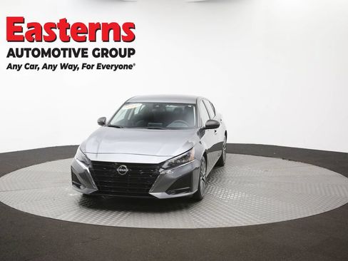 Used 2024 Nissan Altima 2.5 SV FWD image 53