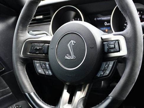 Used 2016 Ford Mustang Shelby GT350 w/ Track Package image 12
