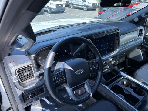 Used 2025 Ford F350 Platinum w/ FX4 Off-Road Package AWD/4WD image 20