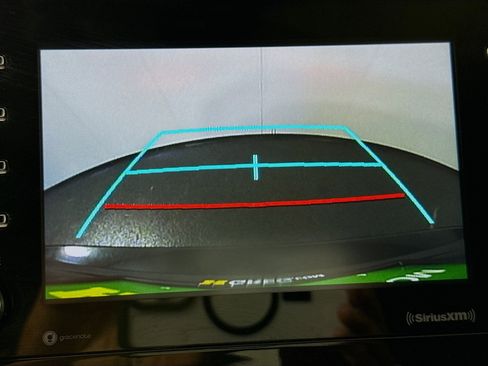 Used 2021 Toyota Camry LE image 19