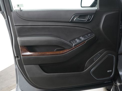 Used 2019 GMC Yukon SLT AWD/4WD image 20
