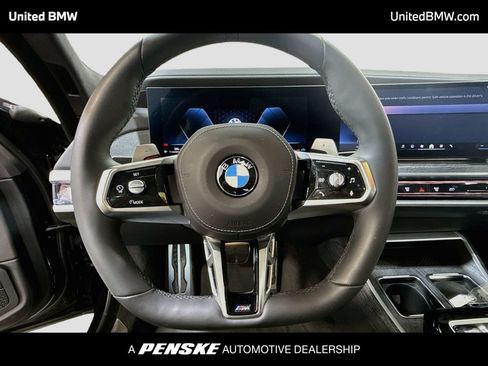 Used 2023 BMW 760i xDrive AWD/4WD image 6