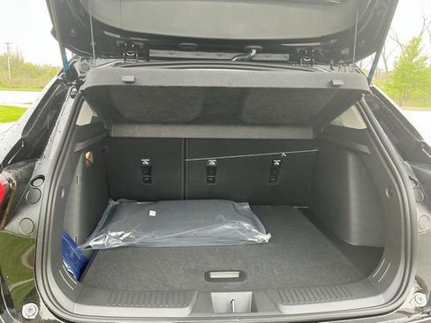 New 2026 Chevrolet Trax LT w/ Driver Confidence Package FWD image 10
