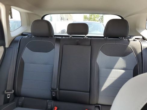 Certified 2025 Volkswagen Taos S FWD image 11