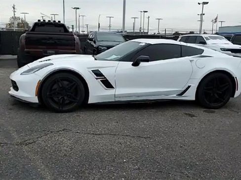 Used 2019 Chevrolet Corvette Grand Sport image 5