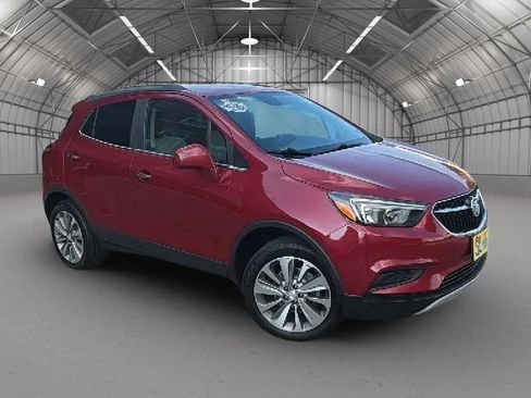 Used 2020 Buick Encore Preferred w/ Safety Package FWD image 8
