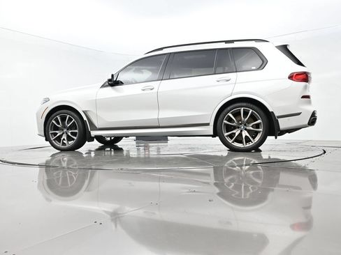 Used 2021 BMW X7 M50i w/ Dynamic Handling Package AWD/4WD image 54