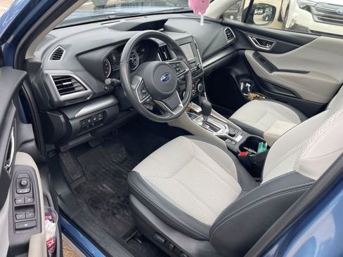 Used 2022 Subaru Forester Premium image 12