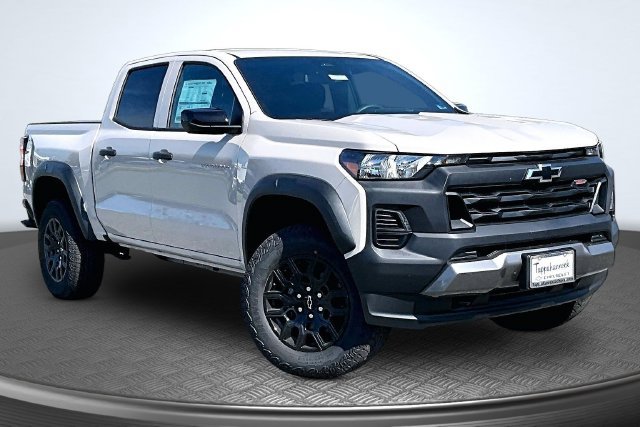 New 2026 Chevrolet Colorado Trail Boss AWD/4WD image 2