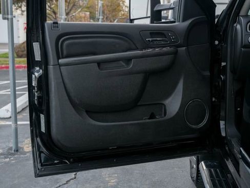 Used 2013 GMC Sierra 3500 Denali image 20