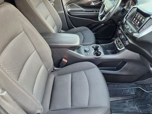 Used 2022 GMC Terrain SLE w/ Driver Convenience Package image 14