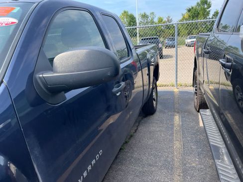 Used 2009 Chevrolet Silverado 1500 W/T RWD image 8