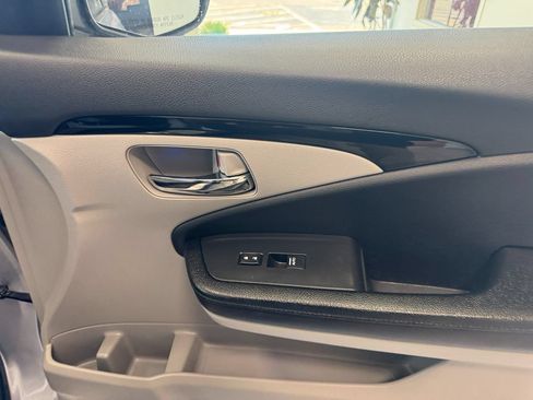 Used 2017 Honda Pilot Touring image 15