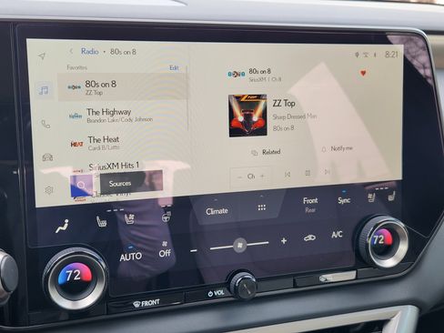 Used 2025 Lexus RX 350 AWD image 22